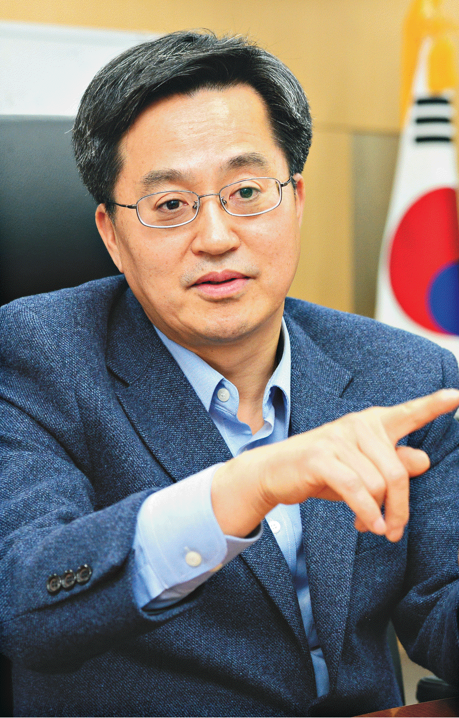 문화일보, 김동연 총장 인터뷰 게재