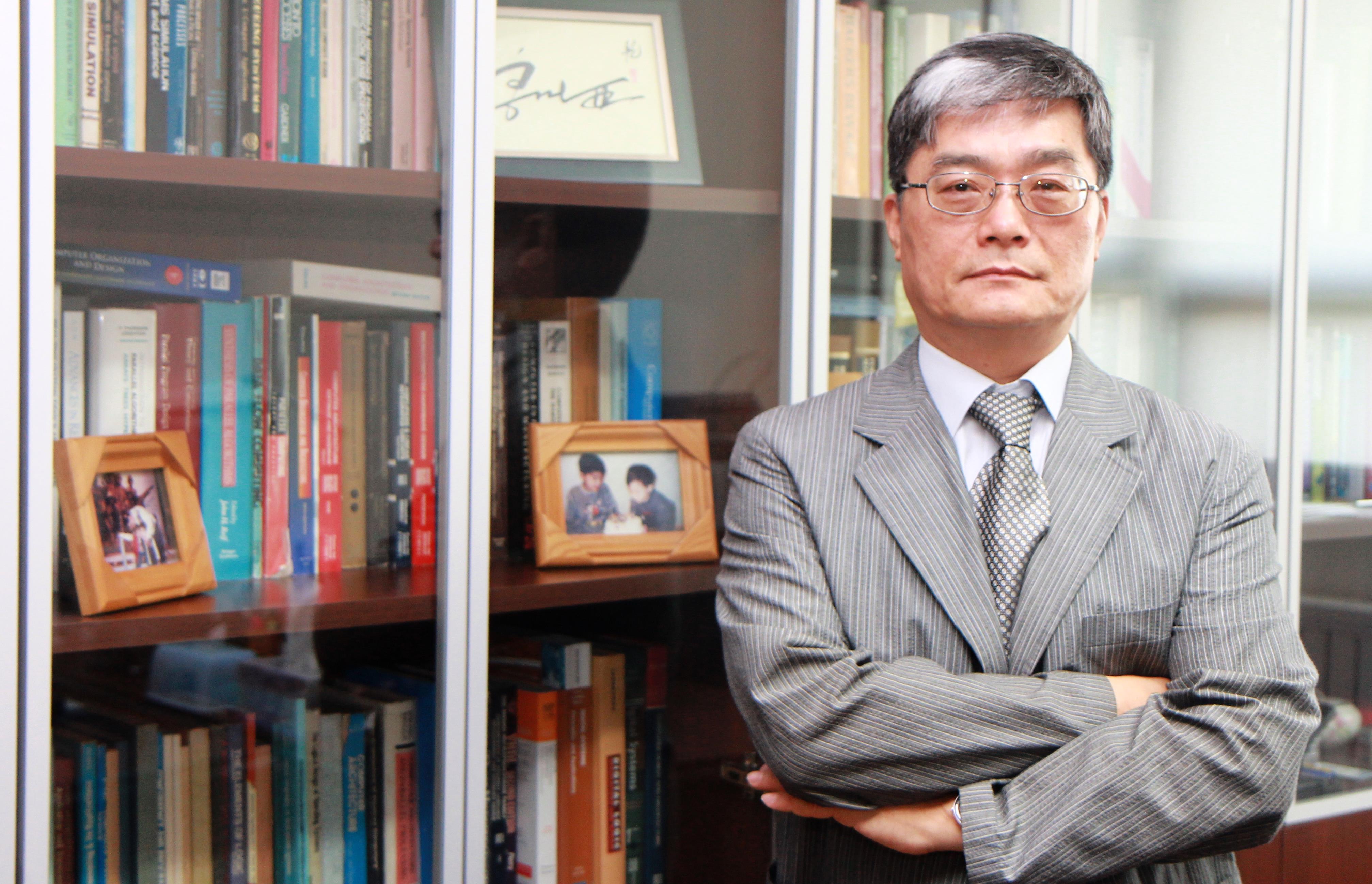 홍만표 교수, 한국정보보호학회 신임 회장 선출